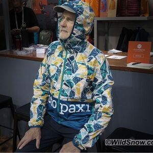 Cotopaxi men’s Teca patterned full zip windbreaker jacket